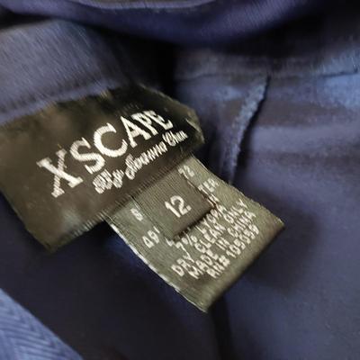 Vintage Clothes, Table Cloth and More (DR-KD)