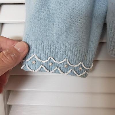 Vintage Clothes, Table Cloth and More (DR-KD)