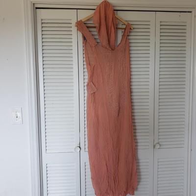 Vintage Clothes, Table Cloth and More (DR-KD)