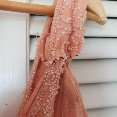 Vintage Clothes, Table Cloth and More (DR-KD)