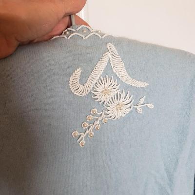 Vintage Clothes, Table Cloth and More (DR-KD)