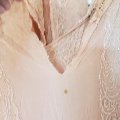 Vintage Clothes, Table Cloth and More (DR-KD)