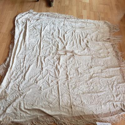 Vintage Clothes, Table Cloth and More (DR-KD)