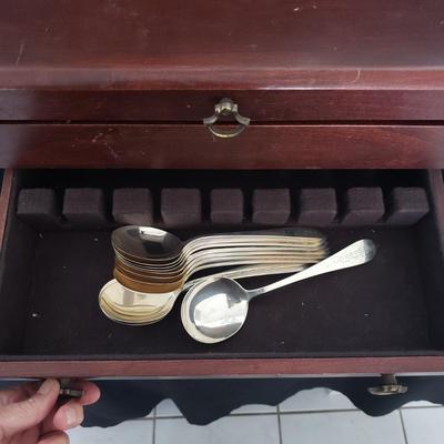 Sterling Silverware Collection with Wooden Storage Box (LR-KD)
