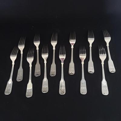 Sterling Silverware Collection with Wooden Storage Box (LR-KD)