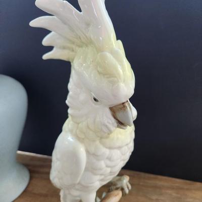 2 Parrot Cockatoo Porcelain Figurines Royal Dux Czech Republic , Italy