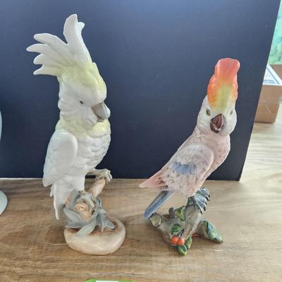 2 Parrot Cockatoo Porcelain Figurines Royal Dux Czech Republic , Italy