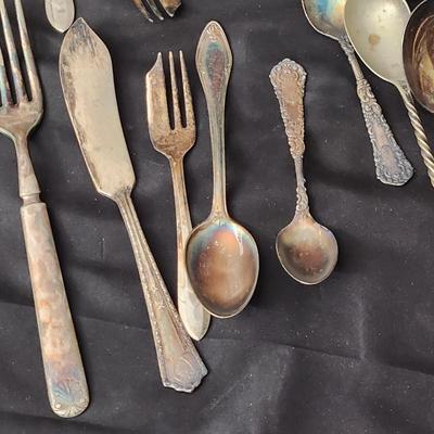 Large lot of Silverplate Flatware Forks Spoons Knives