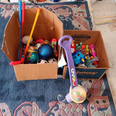 MANY TOYS FOR THE TODDLERS