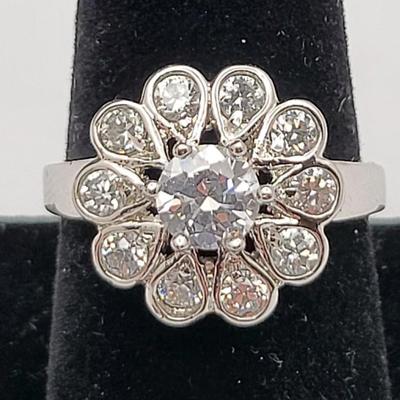 Sparkly Floral Ring & Silk Jewel Box