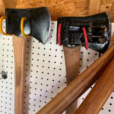 Large Lot - Heavy Duty Axe Lot