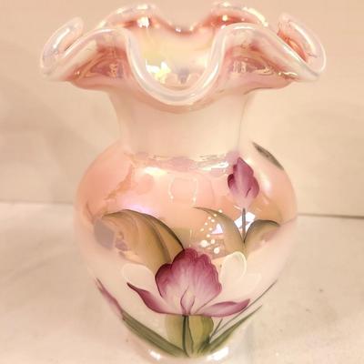 Lot #307 Beautiful Fenton Art Glass Vase - Rosalene Glaze 2002