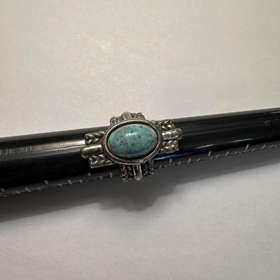 Vintage large Turquoise ring
