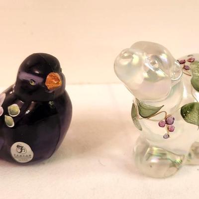 Lot #312 Lot of 2 Fenton Animal figures, bird and Bear