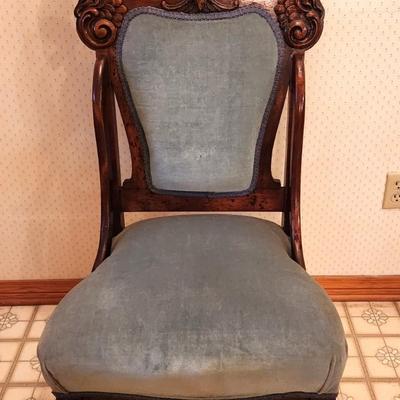 Lot #317 Pretty Antique Side Chair - All original