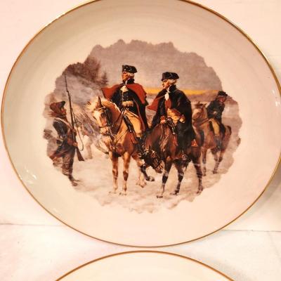 Lot #330 Set of 6 collector plates - American Revolution Series