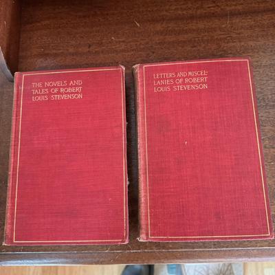 Robert Louis Stevenson Antique Books (LR-DZ)