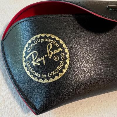 Ray Ban Sunglasses w Case