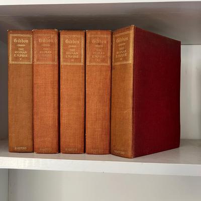 Volume I-IV (1905) The History of The Decline And Fall of the Roman Empire Edward Gibbon (LR-RG)