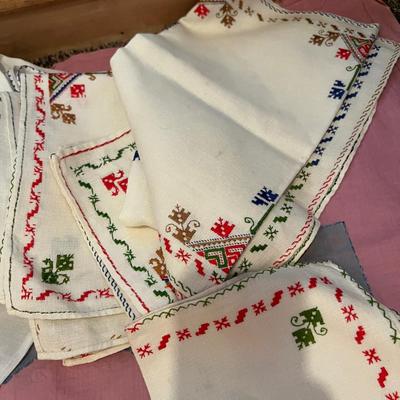 Antique Vintage Embroidered Linens Lot