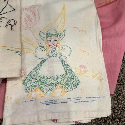 Antique Vintage Embroidered Linens Lot