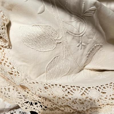 Big Lot Lace, Tattering, Linens