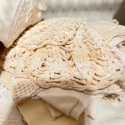 Big Lot Lace, Tattering, Linens