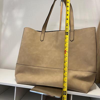 Lot 3 Large Handbags Computer Bag