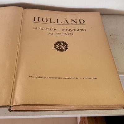 Vintage Travel Books (LR-DZ)