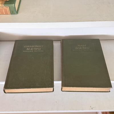 Vintage Travel Books (LR-DZ)