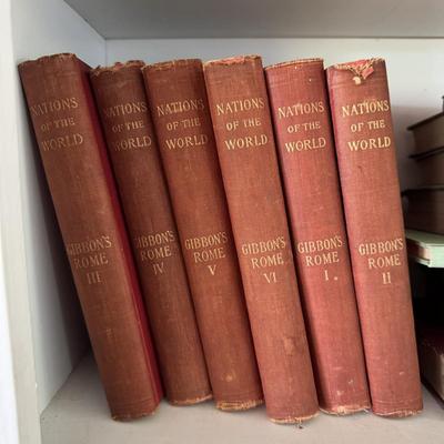 Vintage Travel Books (LR-DZ)