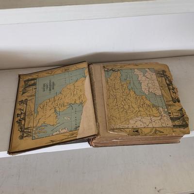 Vintage Travel Books (LR-DZ)