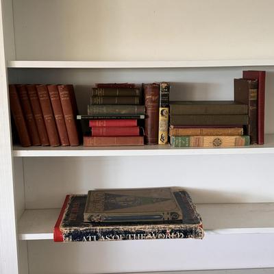 Vintage Travel Books (LR-DZ)