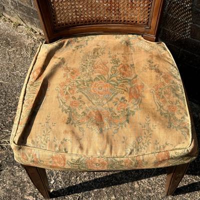 Kindle Furniture Co. Wooden Chair (B1-DZ)