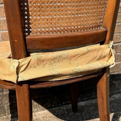 Kindle Furniture Co. Wooden Chair (B1-DZ)