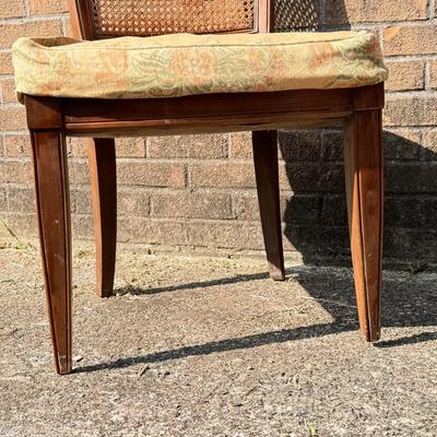 Kindle Furniture Co. Wooden Chair (B1-DZ)