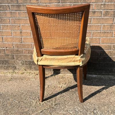 Kindle Furniture Co. Wooden Chair (B1-DZ)
