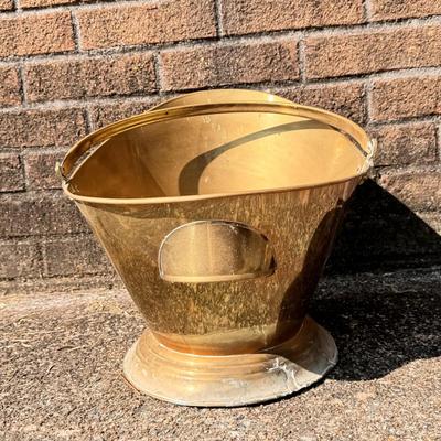 Brass Fireplace Accessories (B1-DZ)