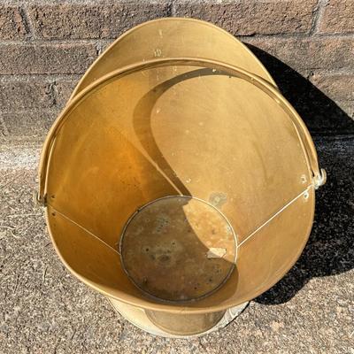 Brass Fireplace Accessories (B1-DZ)