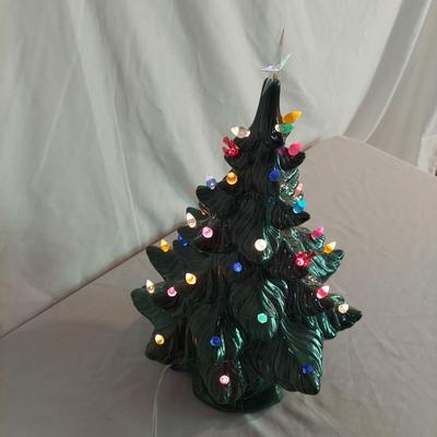 Vintage Lit Ceramic Christmas Tree (P-BBL)