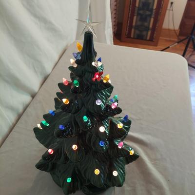 Vintage Lit Ceramic Christmas Tree (P-BBL)