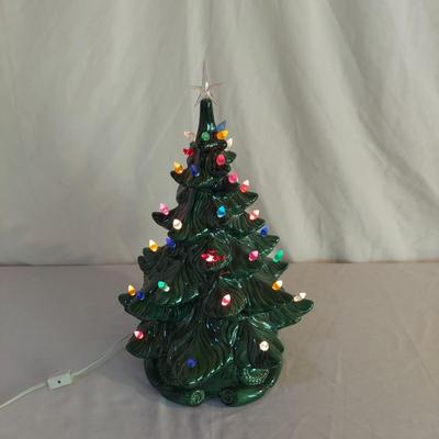 Vintage Lit Ceramic Christmas Tree (P-BBL)