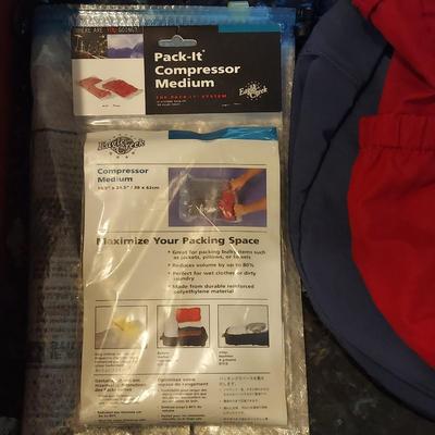 Travel Essentials (PB-BBL)