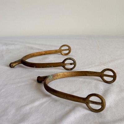 Antique horse bit, spurs, and stirrups (PB-DZ)