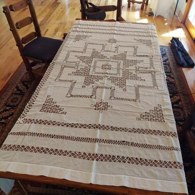 Tablecloths, Cloth Napkins and Placemats (DR-BBL)