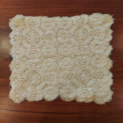 Tablecloths, Cloth Napkins and Placemats (DR-BBL)
