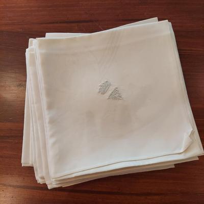 Tablecloths, Cloth Napkins and Placemats (DR-BBL)