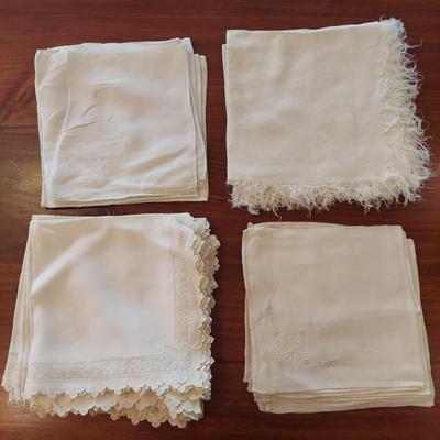 Tablecloths, Cloth Napkins and Placemats (DR-BBL)