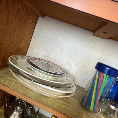 Lot 306 Assorted Glass & pottery