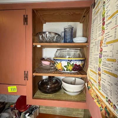 Lot 311 Lot of Bowls & other